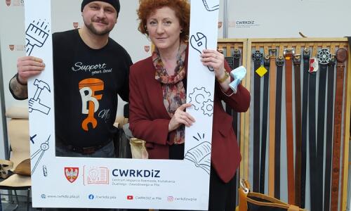 Targi edukacyjne 11-13 marca 2022 r., a na stoisku CWRKDIZ pokazy zawodów, doradztwo zawodowe, gry zawodoznawcze,  (24)